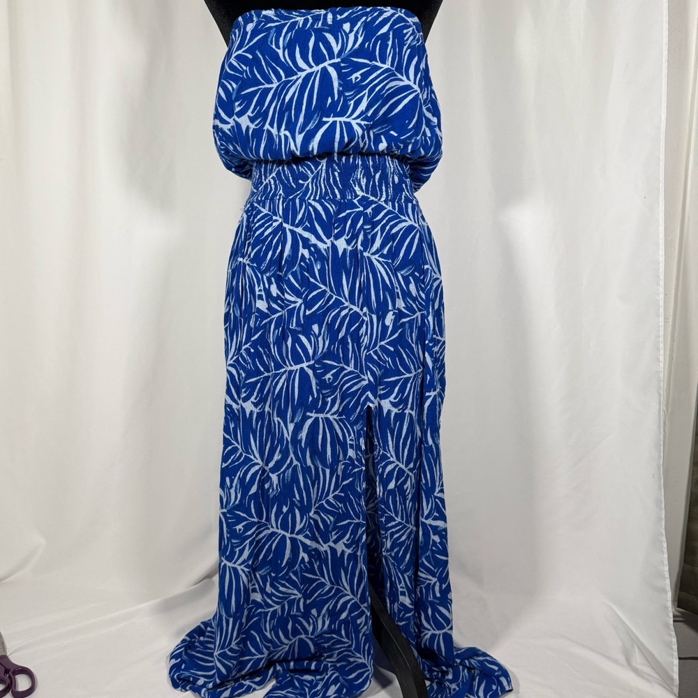 Lulu's Royal Blue Leaf-Print Strapless Dress